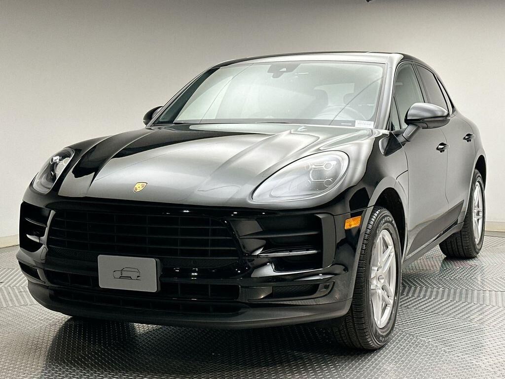 2021 PORSCHE Macan