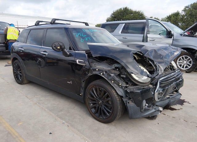 2017 MINI Clubman