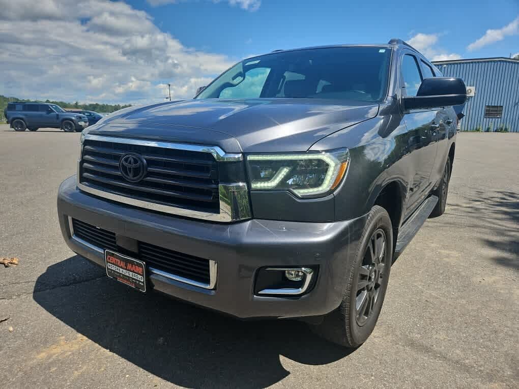 2020 TOYOTA Sequoia