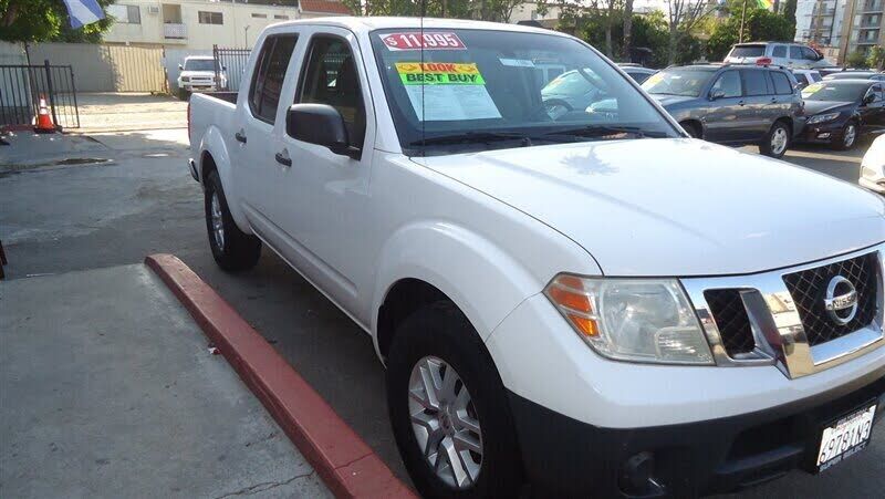 2011 NISSAN Frontier