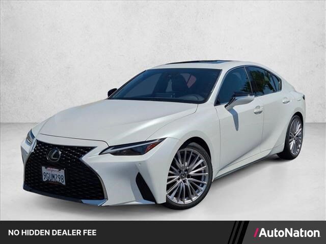 2023 LEXUS IS