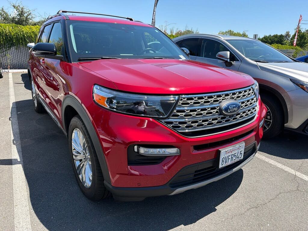 2021 FORD Explorer
