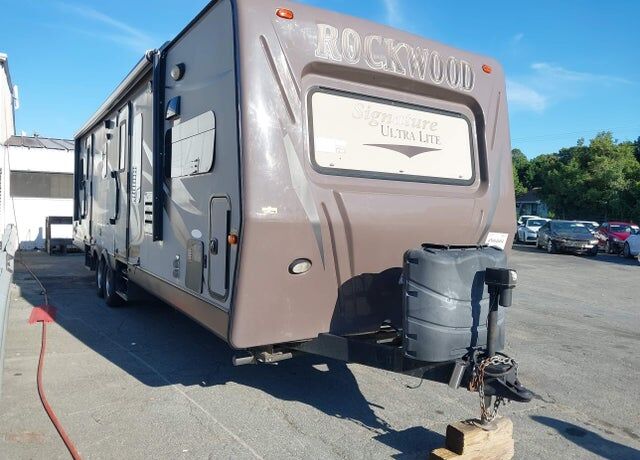 2013 FOREST RIVER Real-lite / Rockwood Lite Weight Trailers