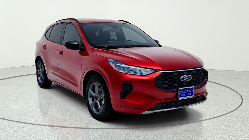 2024 FORD Escape