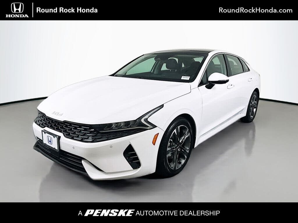 2022 KIA K5