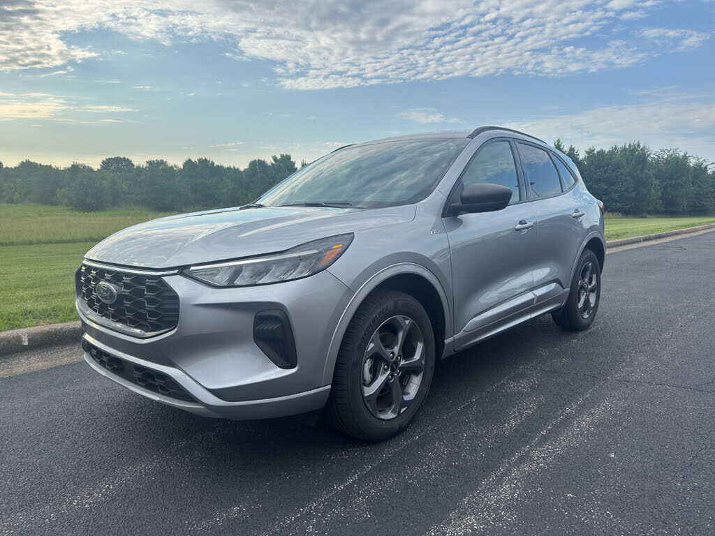 2024 FORD Escape