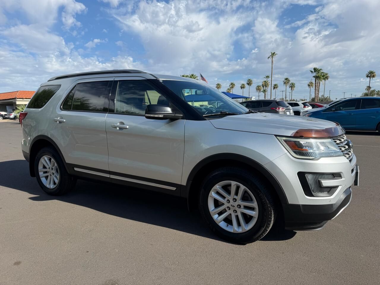 2016 FORD Explorer