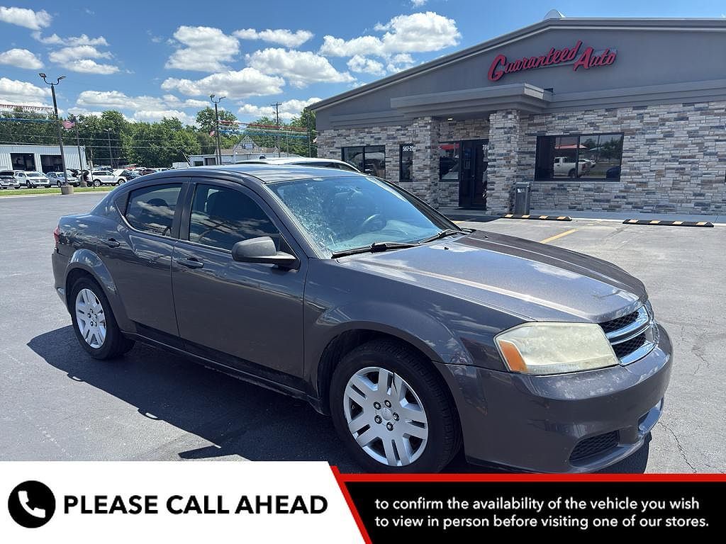 2014 DODGE Avenger