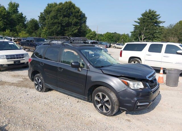 2017 SUBARU Forester