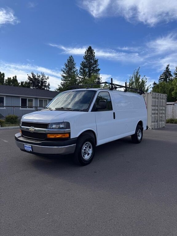 2021 CHEVROLET Express