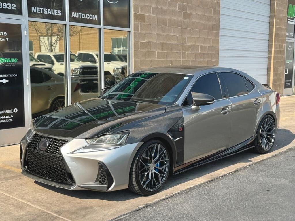 2020 LEXUS IS