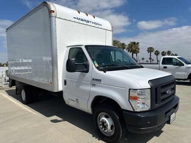 2019 FORD E-350