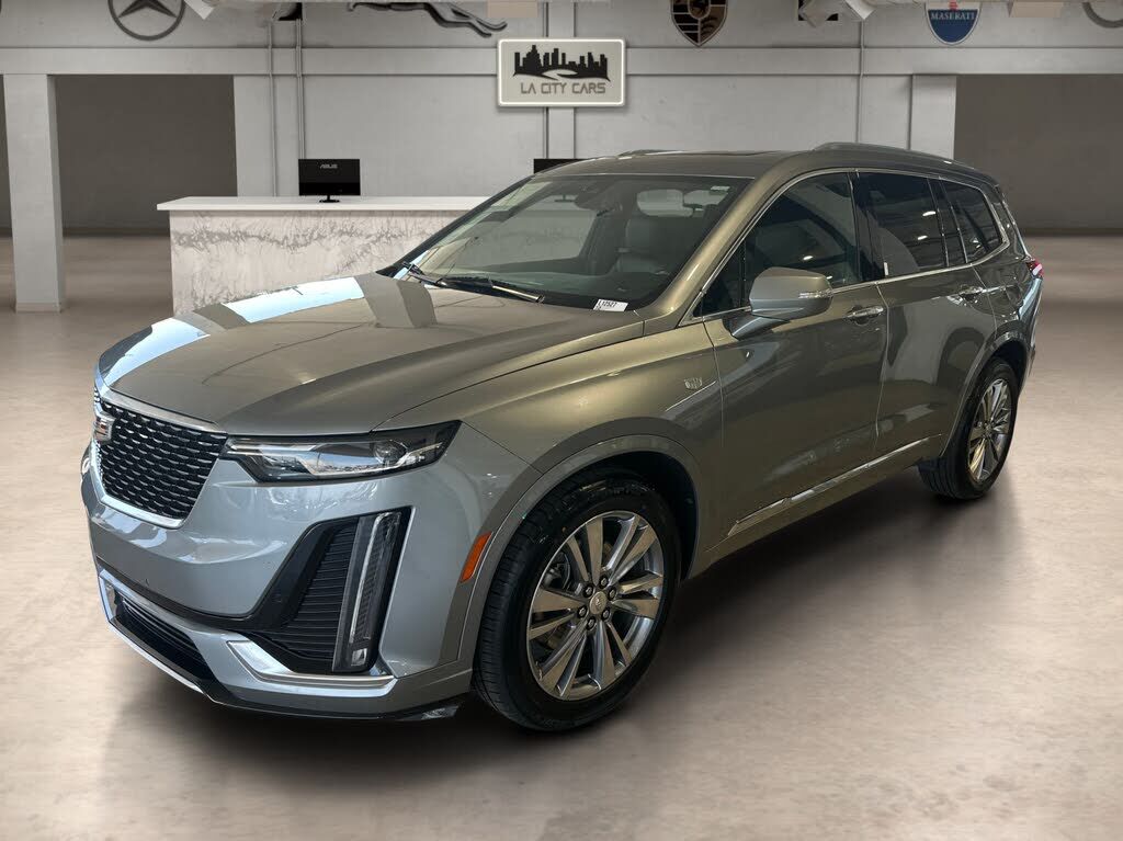 2024 CADILLAC XT6