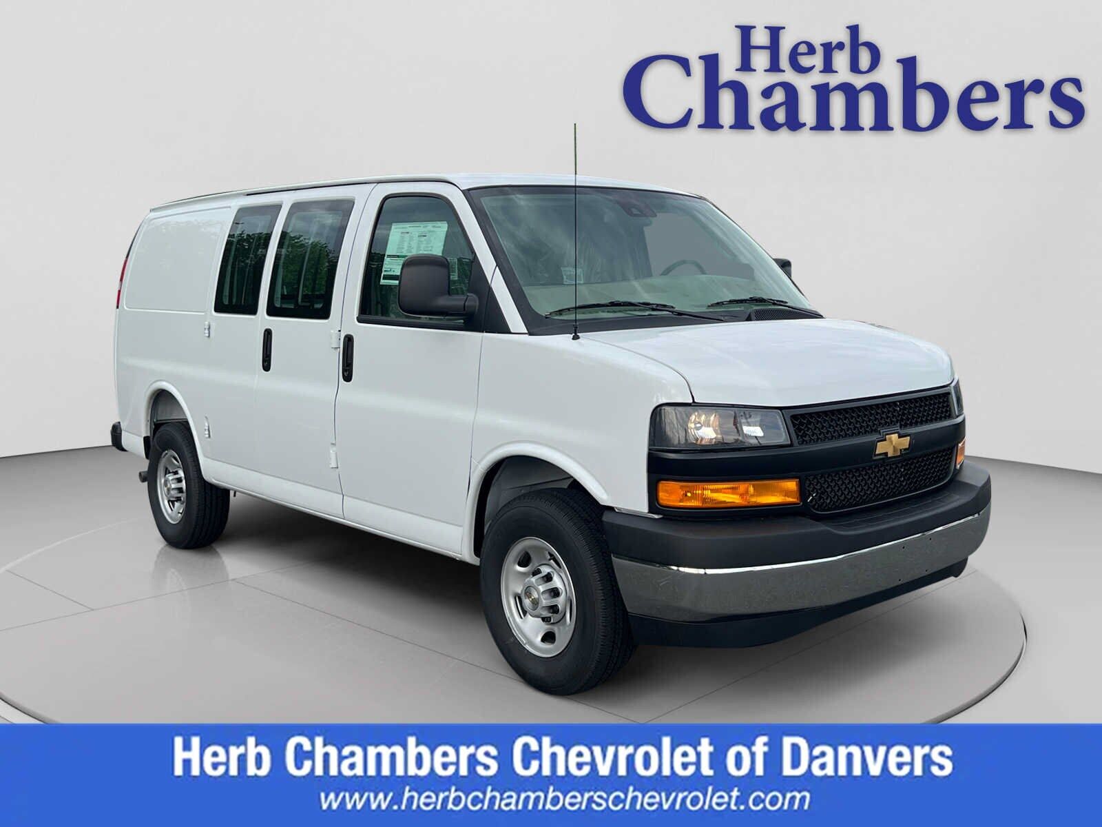 2026 CHEVROLET Express