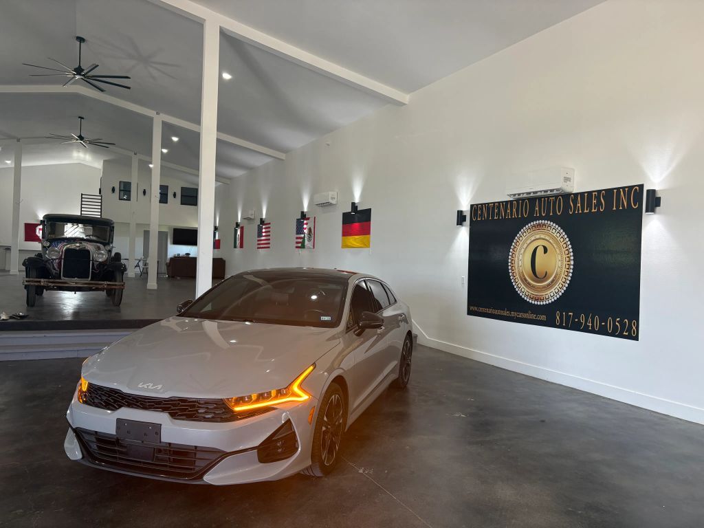 2022 KIA K5