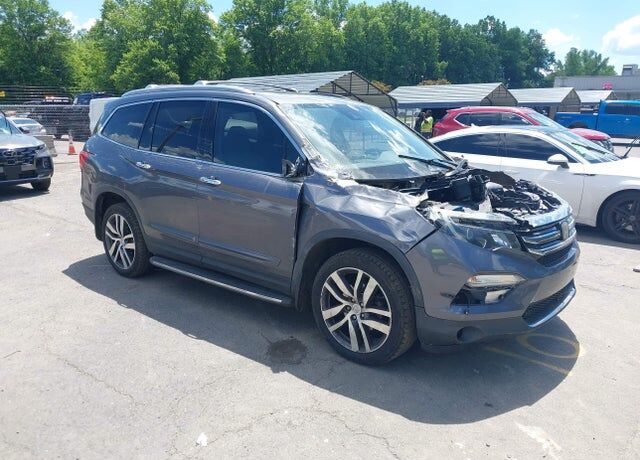 2017 HONDA Pilot