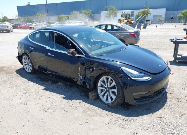2018 TESLA Model 3