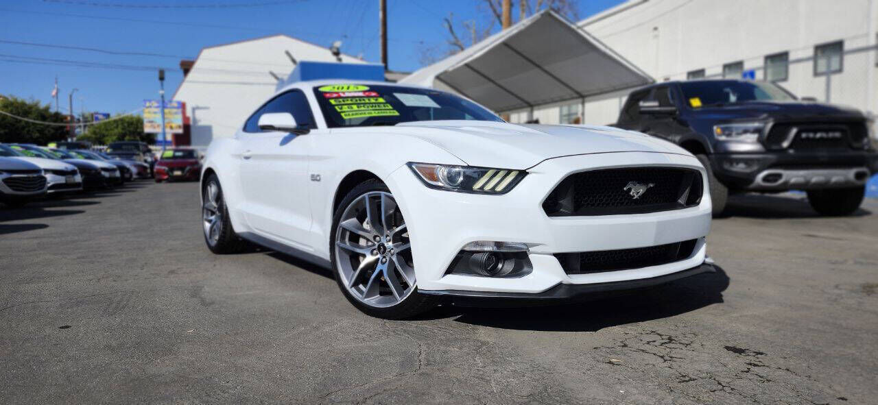 2015 FORD Mustang