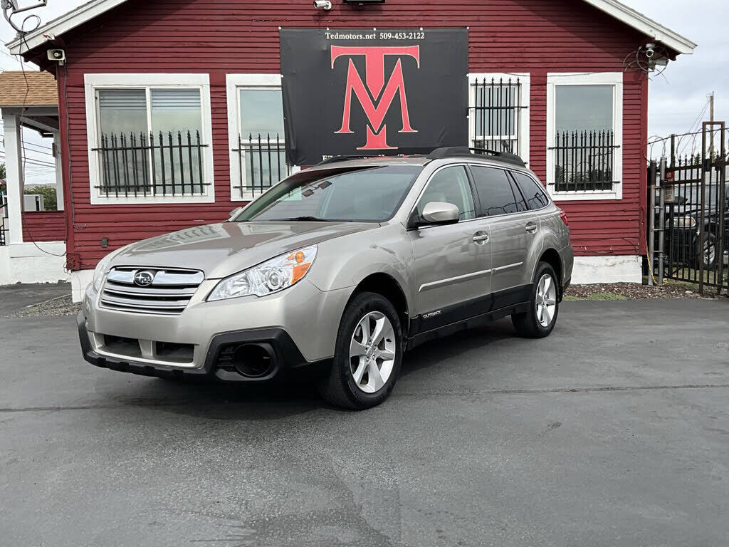 2014 SUBARU Outback