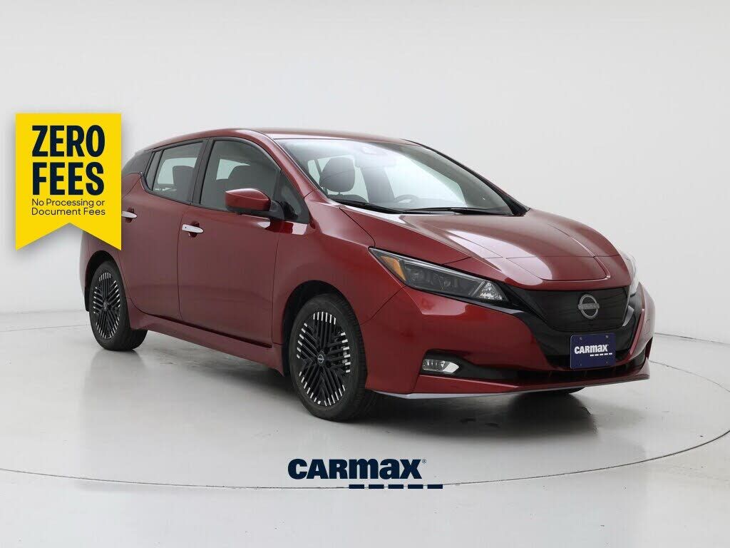 2024 NISSAN Leaf