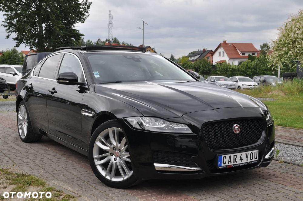 Jaguar XF
