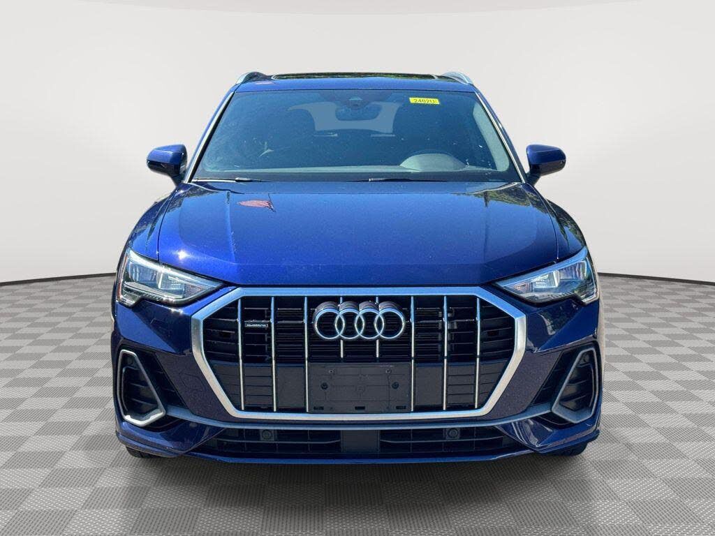 2022 Audi Q3