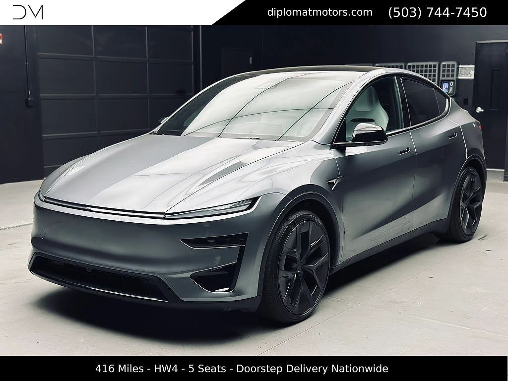 2026 TESLA Model Y