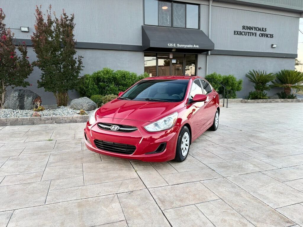 2016 HYUNDAI Accent
