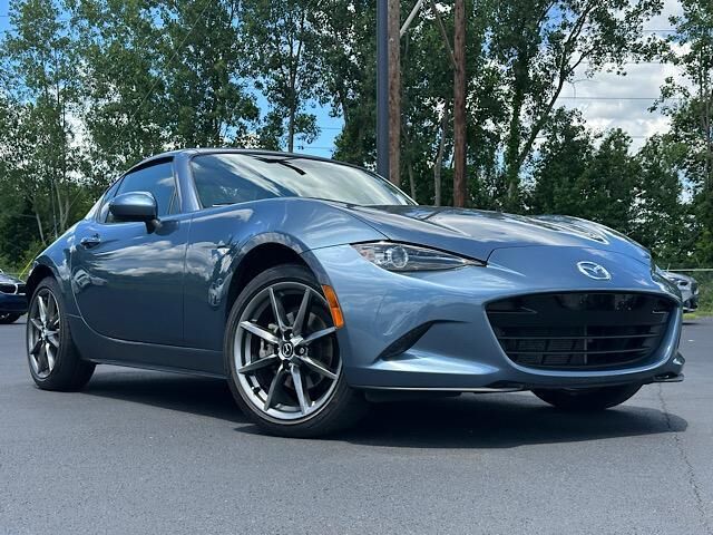 2017 MAZDA MX-5