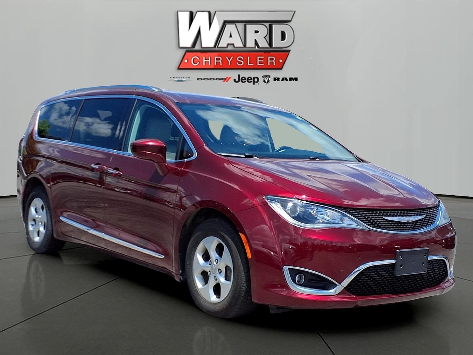 2017 CHRYSLER Pacifica