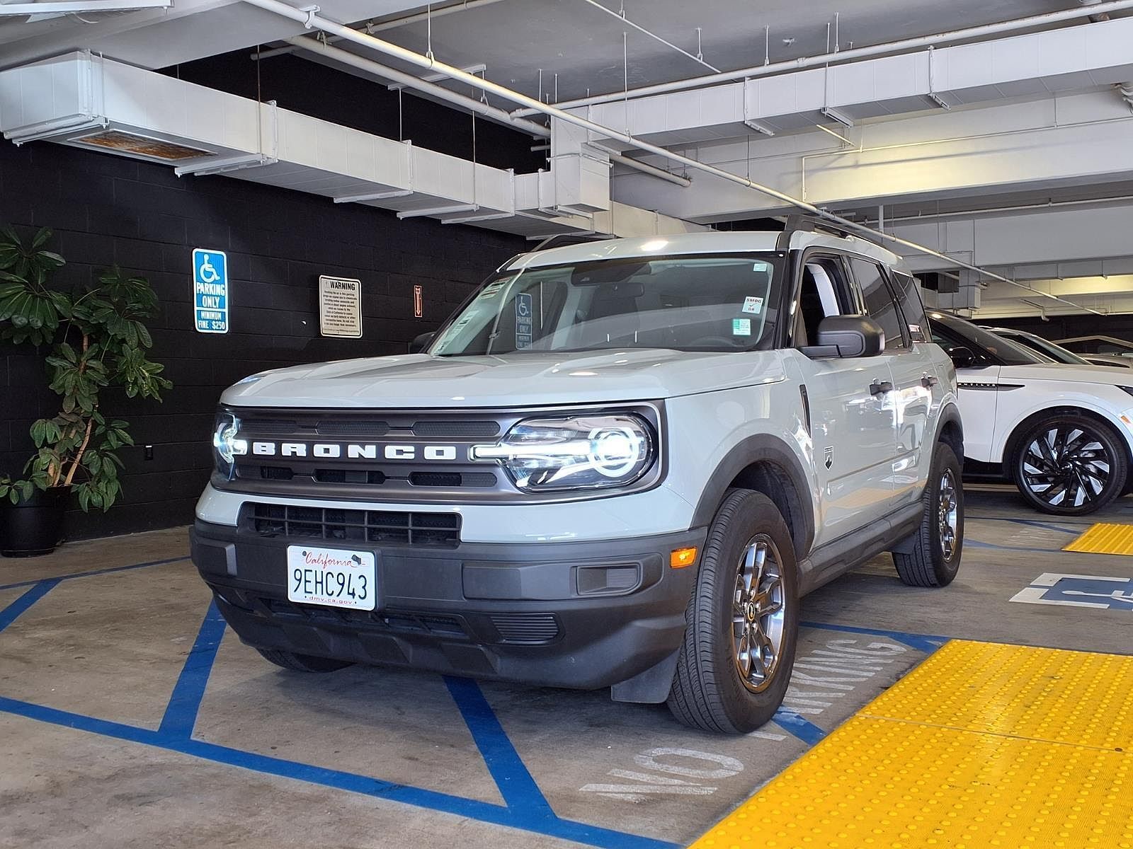 2022 FORD Bronco