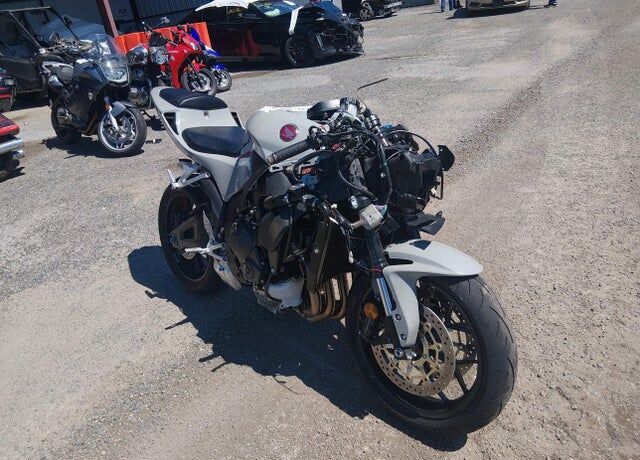 2026 HONDA CB