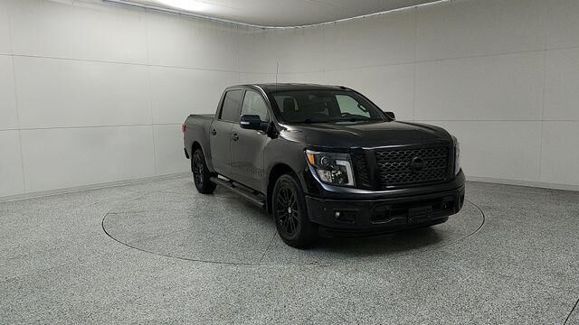 2019 NISSAN Titan