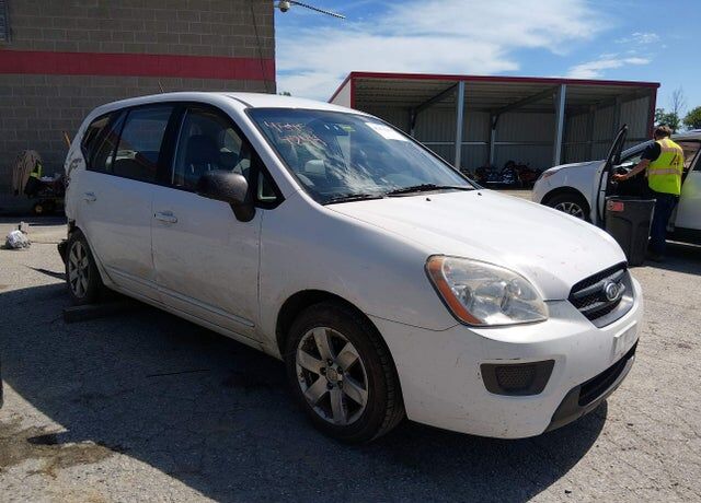 2007 KIA Rondo