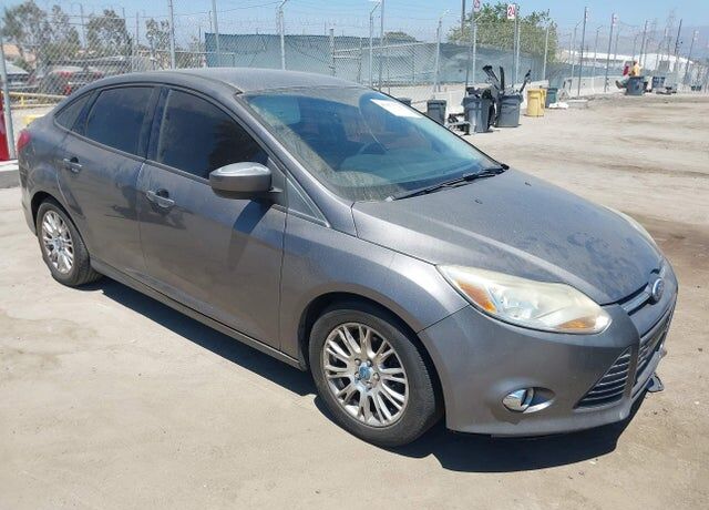 2012 FORD Focus