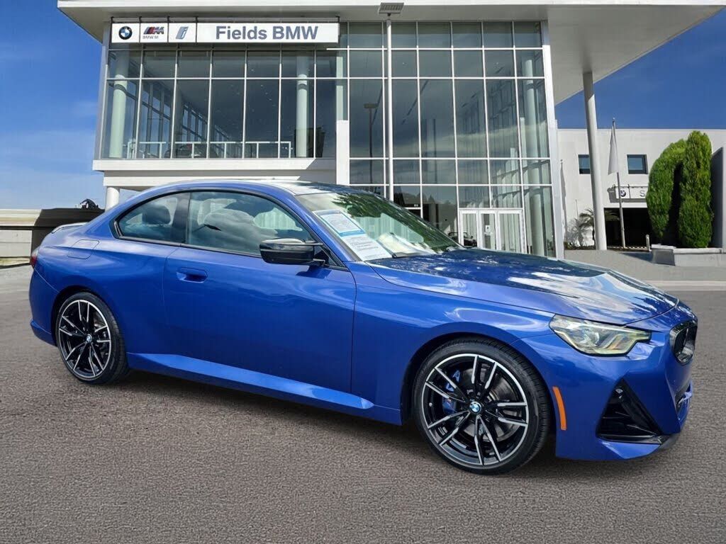 2025 BMW M2