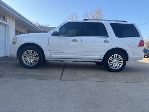 2011 LINCOLN Navigator