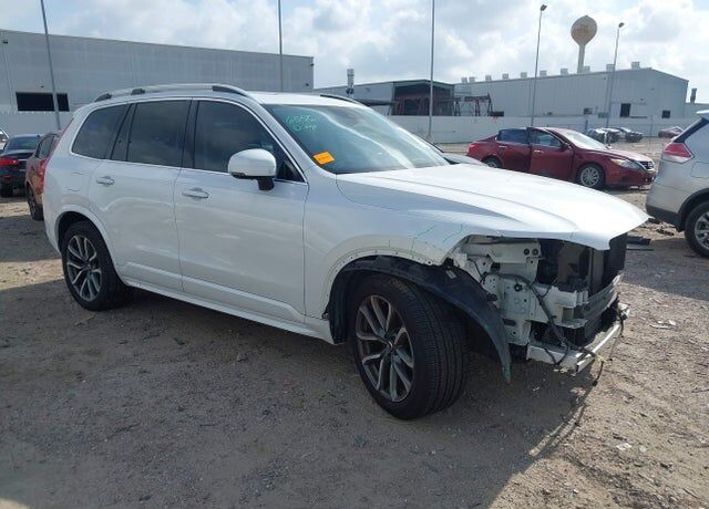 2019 VOLVO XC90