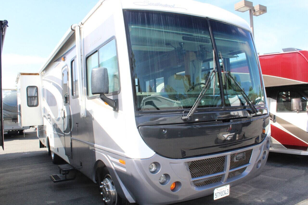 2005 WORKHORSE W22