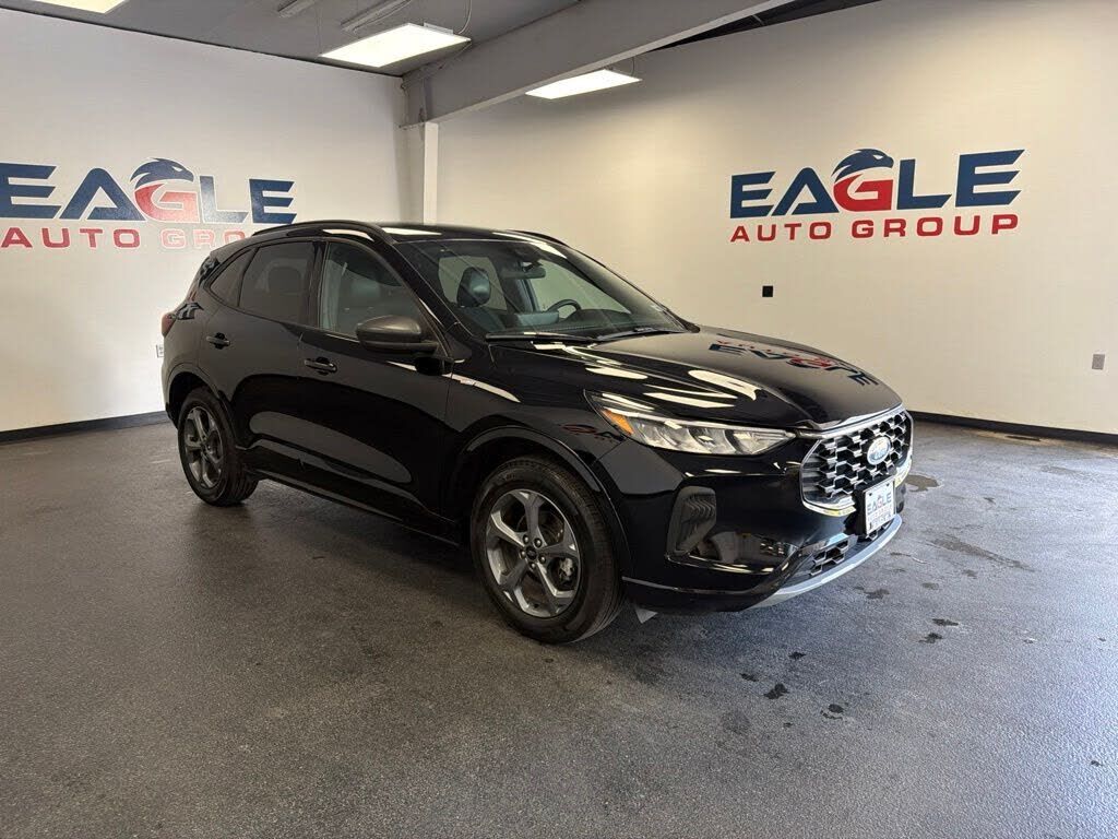 2023 FORD Escape