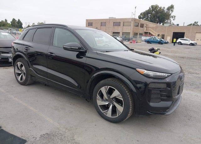 2025 AUDI Q6