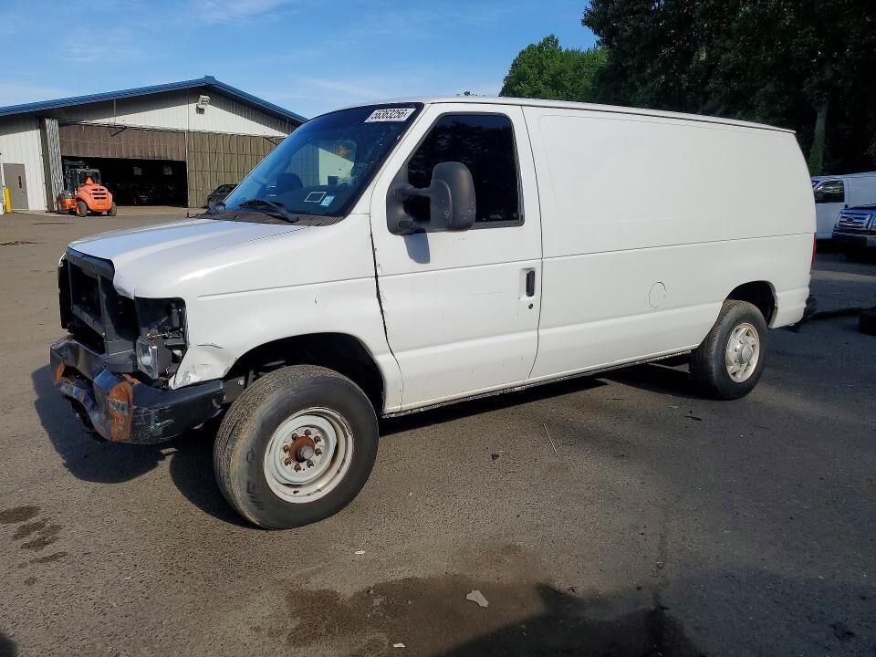 2013 FORD E-350