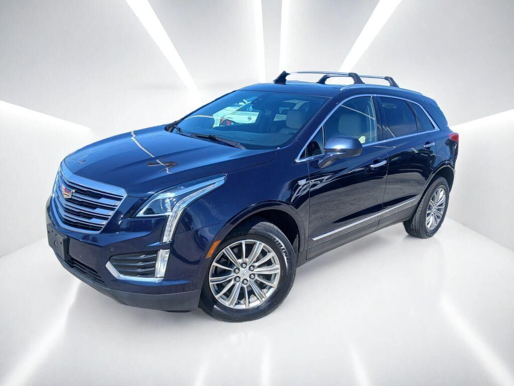 2017 CADILLAC XT5