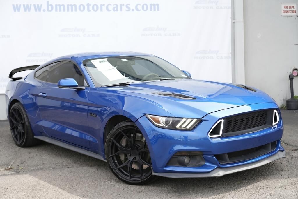 2017 FORD Mustang