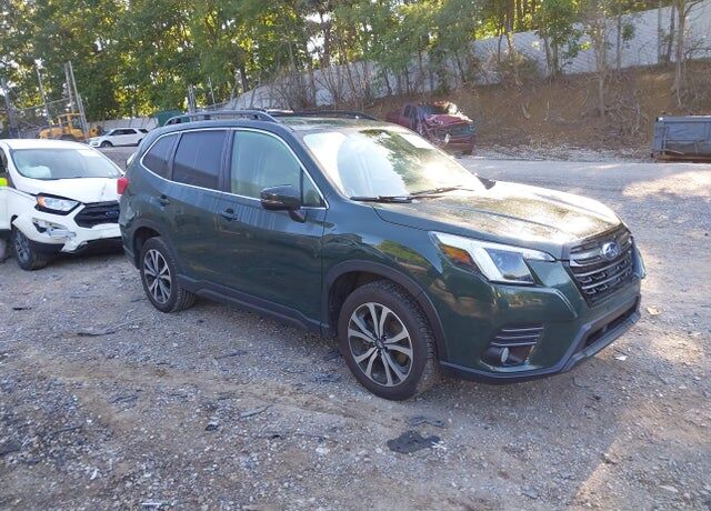 2023 SUBARU Forester