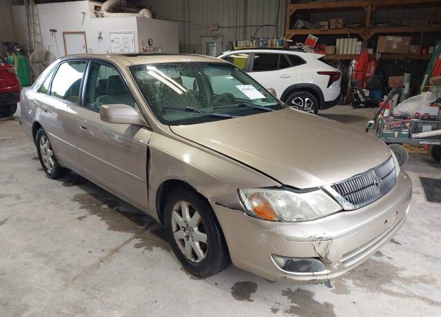 2002 TOYOTA Avalon