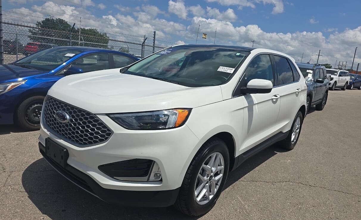 2024 FORD Edge