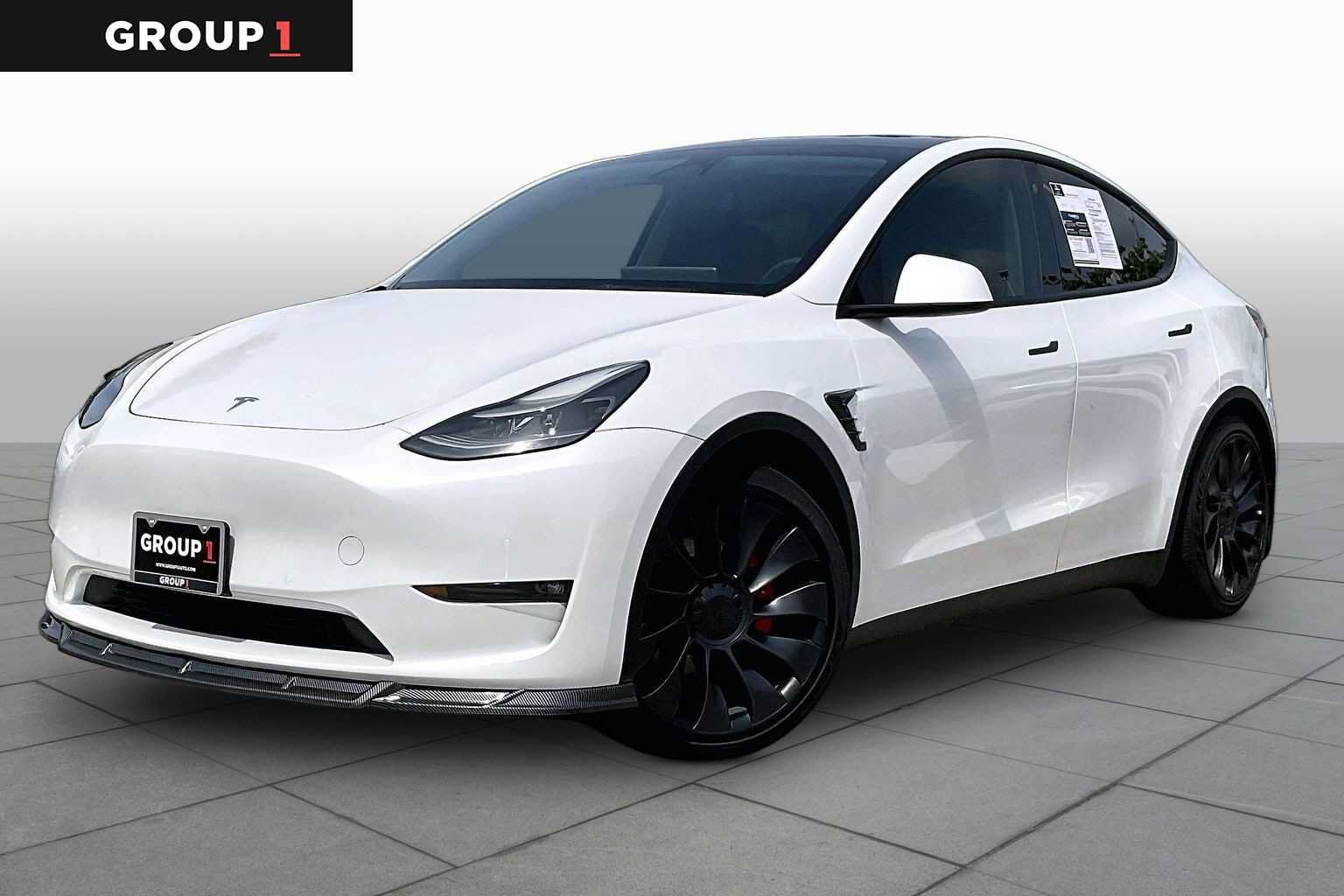 2022 TESLA Model Y