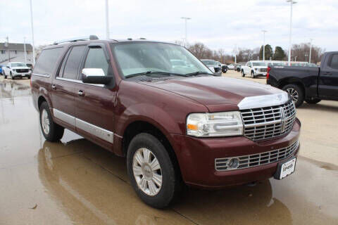 2011 LINCOLN Navigator