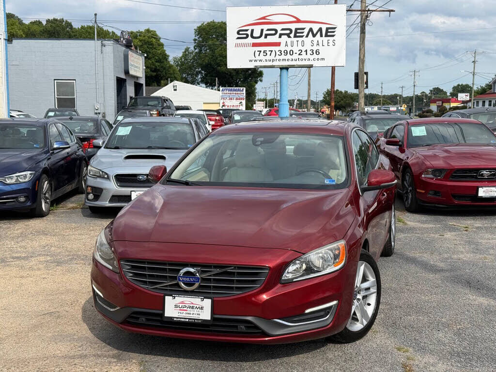 2015 VOLVO S60